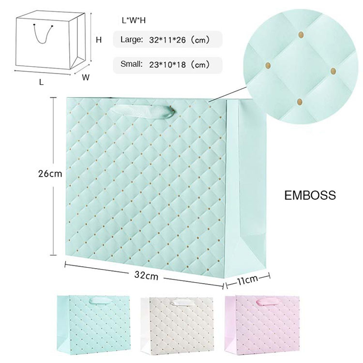 Wholesale Custom Printed Logo Luxury White Paper Bag Retail Boutique Shopping Gift Paper Bags With Your Own Logo