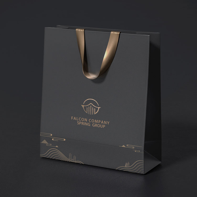 Customized Branded Logo Luxury Black Paper Apparel Packaging Gift Shopping Bag Paperbag