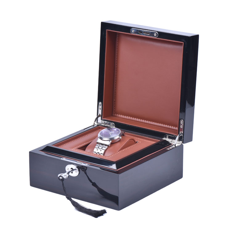 Wooden Box Factory Customized Personalized Custom Wooden Black Lacquered Watch Packing Box Woodbox