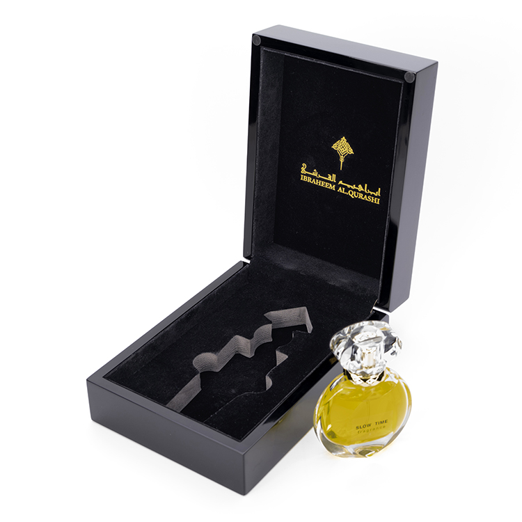 Noble And Elegant Black High Glossy Piano Lacquer Wooden Wooden Design 50ml Luxury Custom Gifts Perfume Package Box