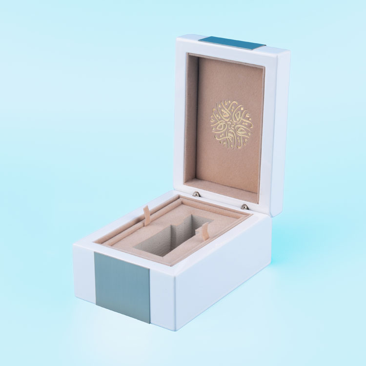 Small And Elegant White Painted Wooden Perfume Box Packaging Box with Brushed Stainless Steel Accessories