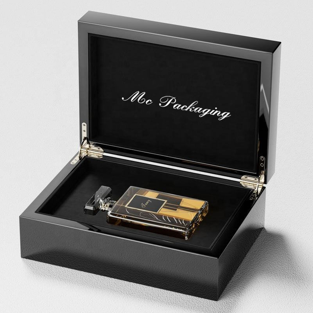 Custom Design Creative Luxury Piano Mdf Lacquer Packaging Gift Box Empty Perfume 100ML Bottle Arab Leather Wooden Perfume Box