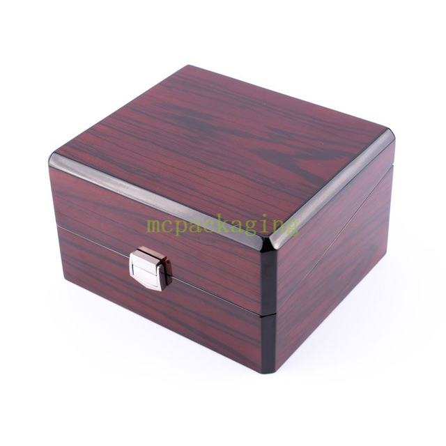 Circle Acrylic Window Display Wood Watch Box