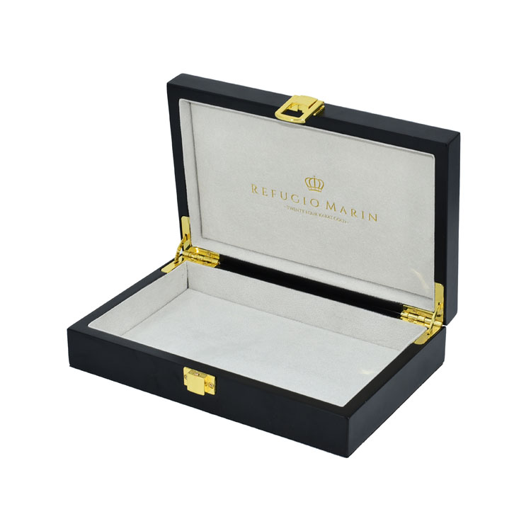 Silver Lock Belt Wallet Packaging Display Box Wood Box For Gift