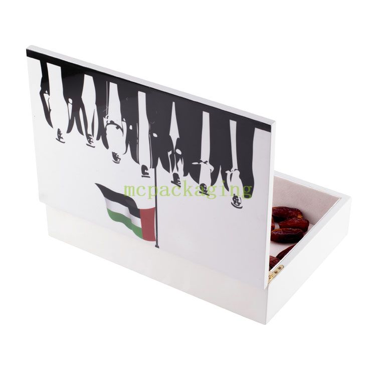 KSA Jeddah Season Wooden Box Factory Customized Custom White Open Lacquer Engraved Wooden Crate Gift Chocolates Box Wood Box