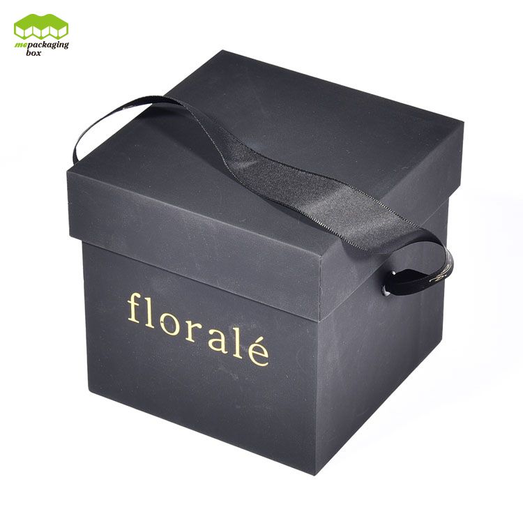 Simple Ribbon Handles Flowers Paper Gift Box