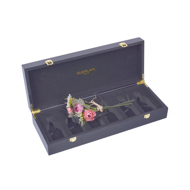 Black Two Seven-character Hinges Two Japanese-character Gold Locks Black Flannel EVA Open Hole Inner Tray 6 Bottles of Wooden Paint Perfume Box Packaging