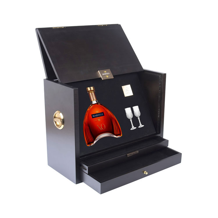 Matt Black Pinewood Distinctive Wine Box