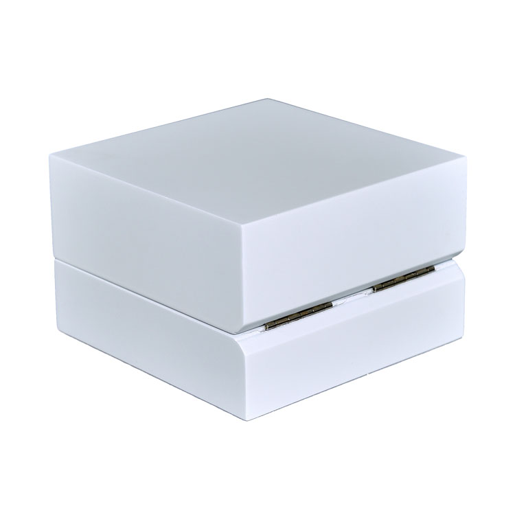 White Matte Paint Stainless Steel Laser Engraved Logo Beige Interior Decoration High-end Perfume Display Storage Packaging Box
